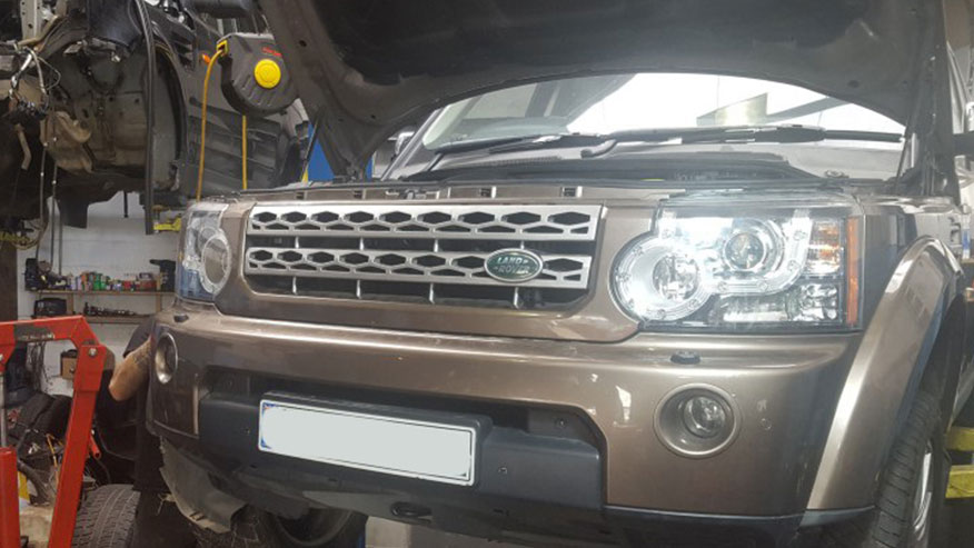 Land Rover Discovery 5 Comes with Strong Power Engine